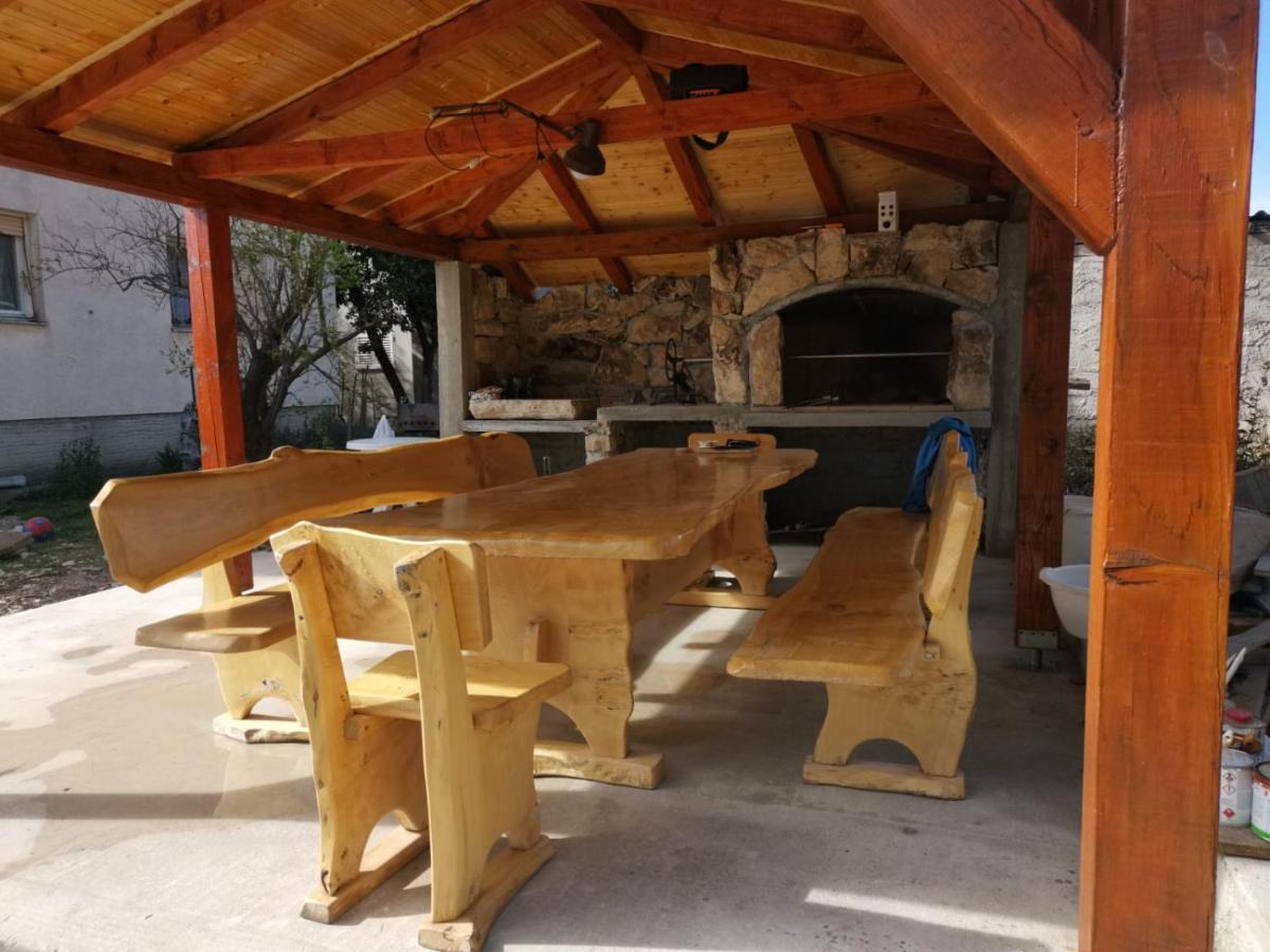 Apartmani Nea Biograd Na Moru Exterior foto