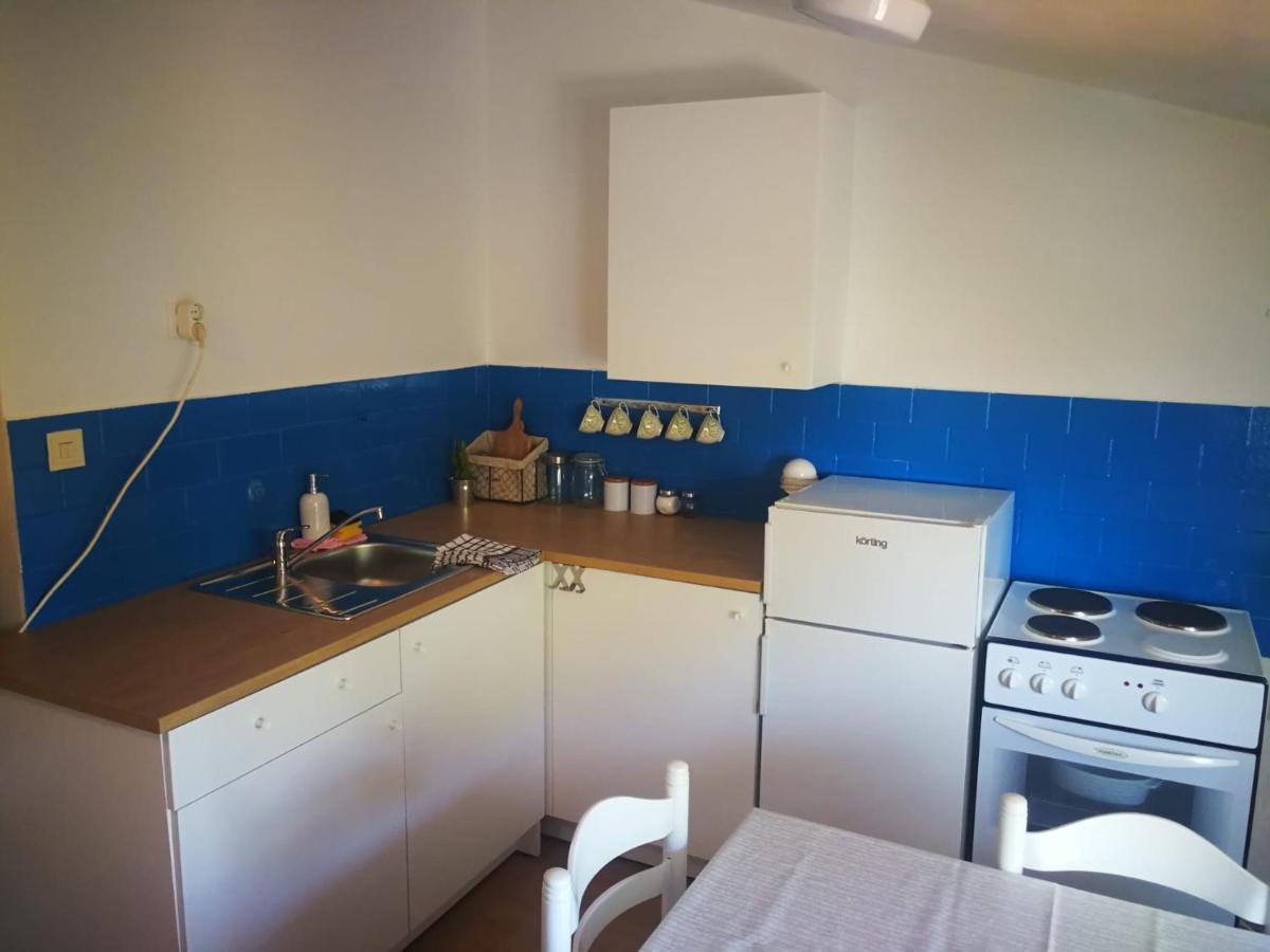 Apartmani Nea Biograd Na Moru Exterior foto
